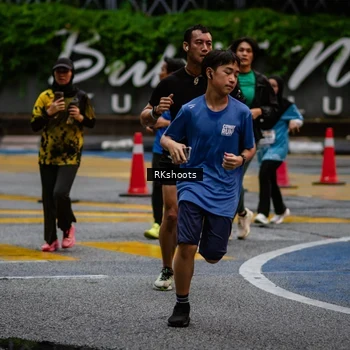Runner Photo 8979462