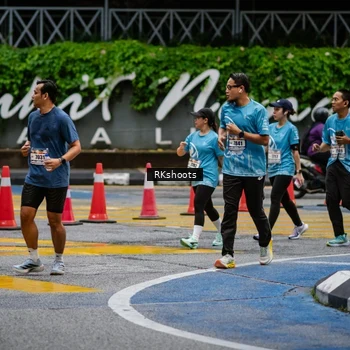 Runner Photo 8979498