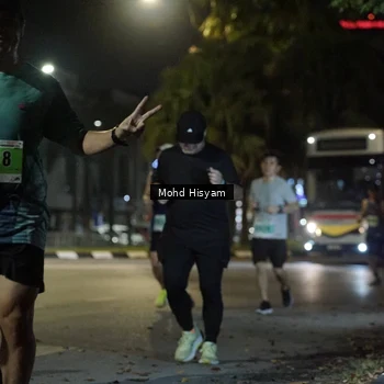 Runner Photo 8979505