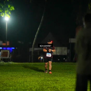 Runner Photo 8979559