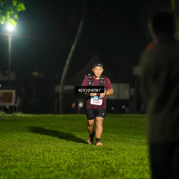 Runner Photo 8979573