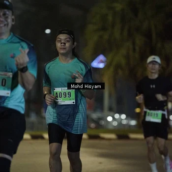 Runner Photo 8979595