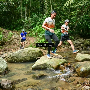 Runner Photo 8979666