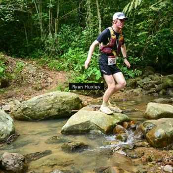 Runner Photo 8979696