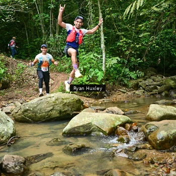 Runner Photo 8979753