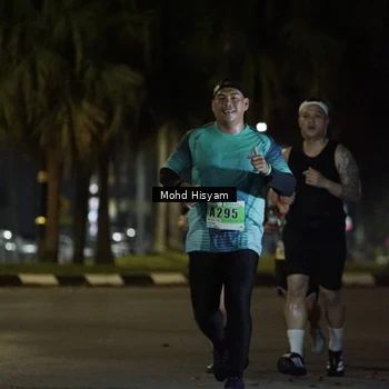 Runner Photo 8979868