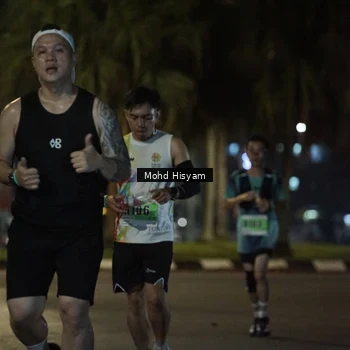 Runner Photo 8979899