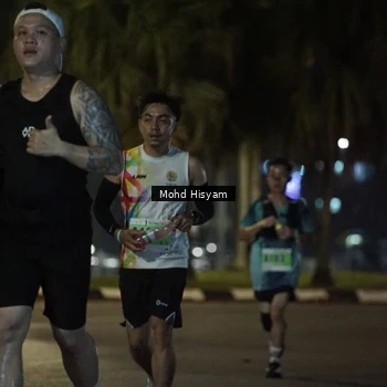 Runner Photo 8979902