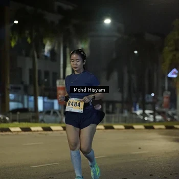 Runner Photo 8980200