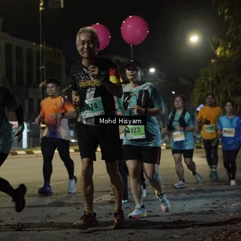 Runner Photo 8980421