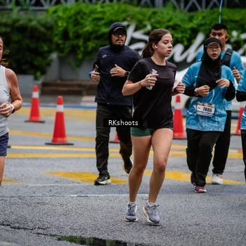 Runner Photo 8980699