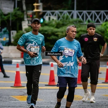 Runner Photo 8981030