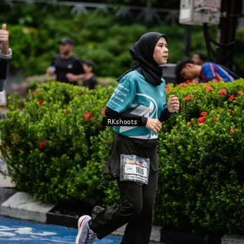 Runner Photo 8981112