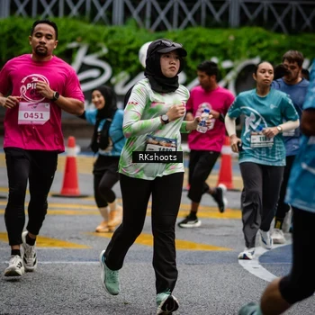 Runner Photo 8981121