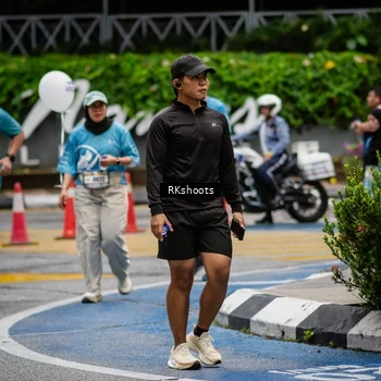 Runner Photo 8981236