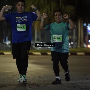 Runner Photo 8981242