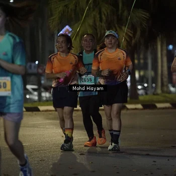 Runner Photo 8981273