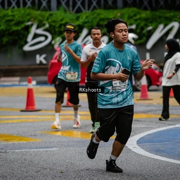 Runner Photo 8981280