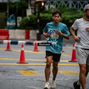Runner Photo 8981306