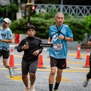 Runner Photo 8981400