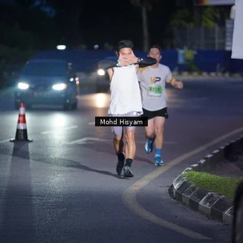 Runner Photo 8981485