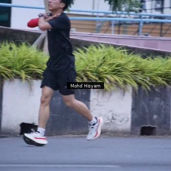 Runner Photo 8981792