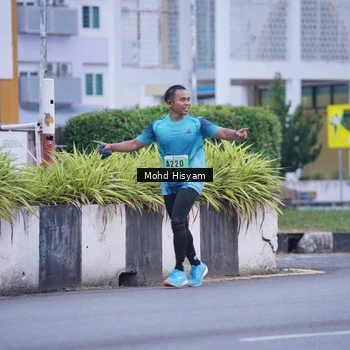 Runner Photo 8981873