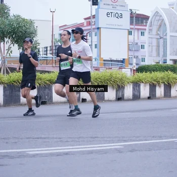 Runner Photo 8981896