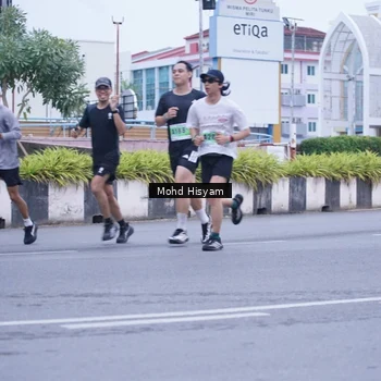 Runner Photo 8981897