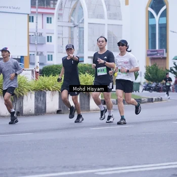 Runner Photo 8981900