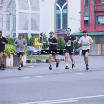 Runner Photo 8981924