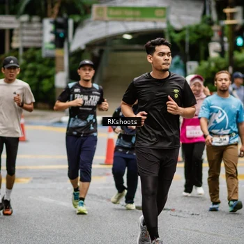 Runner Photo 8981930