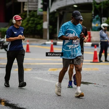 Runner Photo 8982001