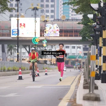 Runner Photo 8982045