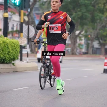Runner Photo 8982057