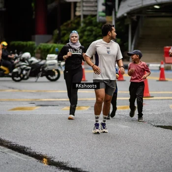 Runner Photo 8982058