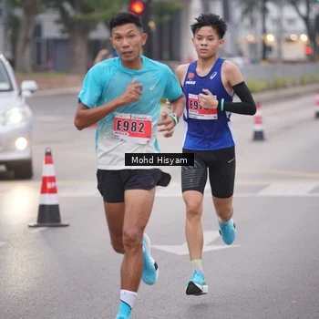 Runner Photo 8982065