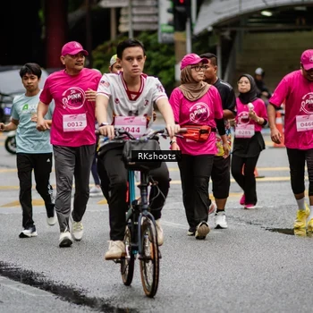 Runner Photo 8982121