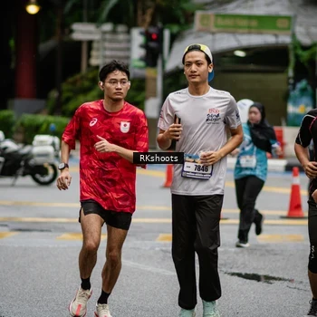 Runner Photo 8982188