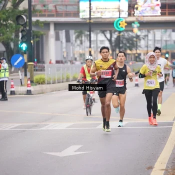 Runner Photo 8982191
