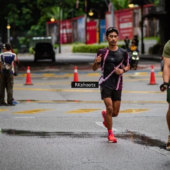 Runner Photo 8982224