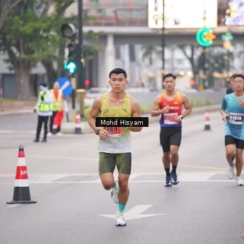Runner Photo 8982251