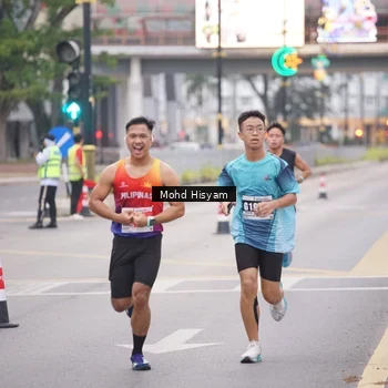 Runner Photo 8982261