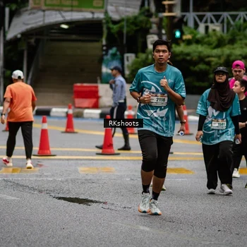 Runner Photo 8982272