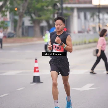 Runner Photo 8982278