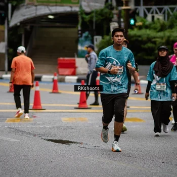 Runner Photo 8982279