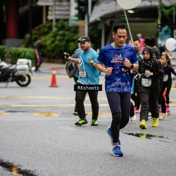 Runner Photo 8982296