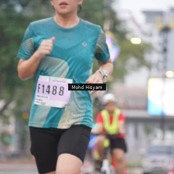 Runner Photo 8982323