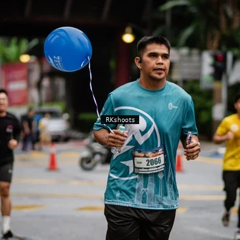 Runner Photo 8982336
