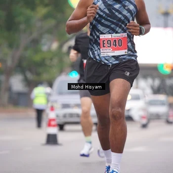 Runner Photo 8982345
